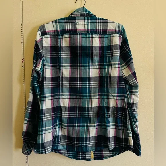 Duluth Trading Co Plaid Button Down Flannel - Blue, Purple, White - Picture 4 of 5